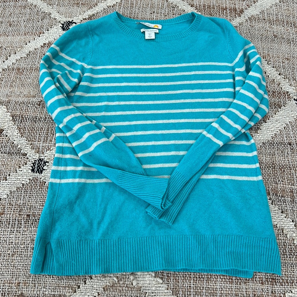 C and C California Cashmere Sweater L